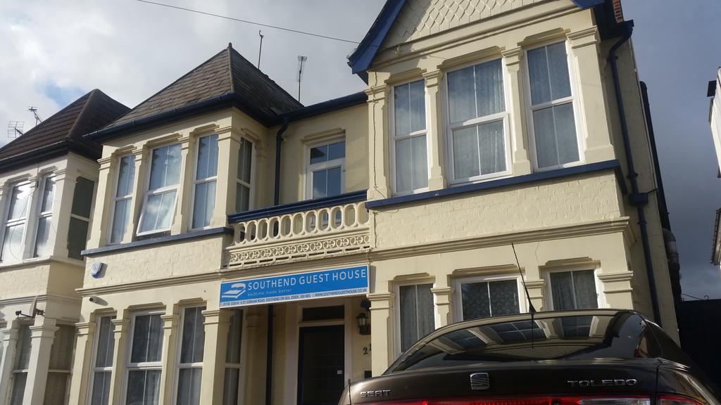 Southend Guest House - Close To Beach, Train Station & Southend Airport Buitenkant foto